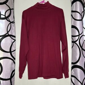 Cross Creek brick red long sleeve turtleneck, size large, 100% cotton